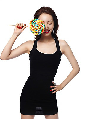 포토 JPG 스튜디오촬영 우먼라이프 라이프스타일 원피스 여자 허리손 모션 실내 사탕 한명 서기 미소 들기 사람 상반신 20대 성인 앞모습 뷰티 섹시 눈감음 한국인 가림 우아함 의료성형뷰티 청년만 청년여자만 청년여자한명만 성인여자한명만 국내포토 1 옷 뷰포인트 포즈 컨셉 디저트 표정 동양인 청년 내부 생활 여자만 여자한명만 성인여자만 성인만 파일형식