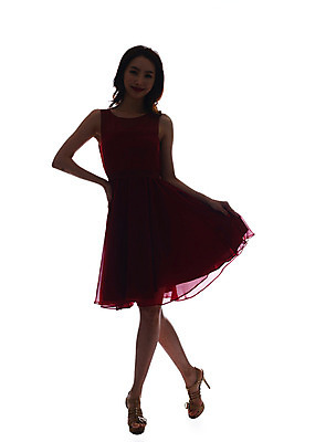 포토 JPG 스튜디오촬영 전신 우먼라이프 라이프스타일 원피스 여자 실루엣 허리손 모션 실내 한명 서기 미소 사람 20대 성인 앞모습 뷰티 섹시 한국인 다리꼬기 우아함 역광 의료성형뷰티 청년만 청년여자만 청년여자한명만 성인여자한명만 국내포토 1 옷 뷰포인트 포즈 컨셉 촬영기법 표정 동양인 청년 내부 생활 여자만 여자한명만 성인여자만 성인만 파일형식