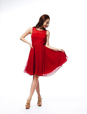 포토 JPG 스튜디오촬영 전신 우먼라이프 라이프스타일 원피스 여자 허리손 모션 실내 한명 서기 사람 20대 성인 앞모습 뷰티 섹시 한국인 우아함 의료성형뷰티 청년만 청년여자만 청년여자한명만 성인여자한명만 내려보기 국내포토 1 옷 뷰포인트 포즈 컨셉 동양인 청년 내부 생활 여자만 여자한명만 성인여자만 성인만 파일형식