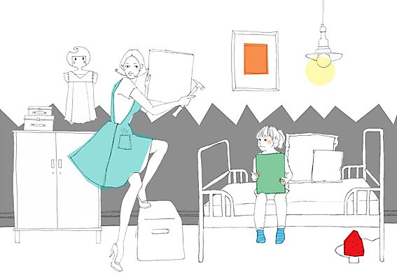 PSD 우먼라이프 라이프스타일 여자 어린이 액자 일러스트 모녀 조명 실내 사람 성인 두명 방 침대 망치 서랍장 여자만 국내일러스트 딸 가구 가족 엄마 내부 생활 공구 파일형식