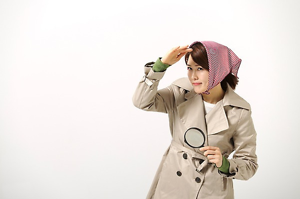 포토 JPG 스튜디오촬영 라이프스타일 여자 40대 모션 중년라이프 돋보기 실내 한명 서기 들기 사람 손짓 상반신 성인 앞모습 한국인 주부 감시 중년여자한명만 국내포토 1 뷰포인트 중년 동양인 내부 생활 여자한명만 중년여자만 파일형식