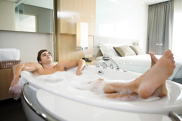 포토 JPG 전신 서양인 외국인 라이프스타일 남자 여유 맨라이프 비즈니스 모션 휴식 욕조 실내 2014년태국 한명 사람 성인 30대 눕기 욕실 직장인 비즈니스맨 거품목욕 성인남자한명만 장년만 장년남자만 장년남자한명만 국내포토 해외기획촬영 직업 1 감정 컨셉 인종 내부 생활 장년 목욕 거품 남자만 남자한명만 성인남자만 성인만 파일형식