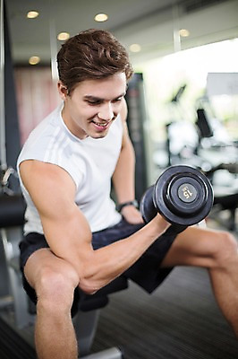 포토 JPG 서양인 외국인 라이프스타일 남자 맨라이프 모션 실내 2014년태국 한명 미소 들기 사람 앉기 상반신 성인 앞모습 30대 운동 운동기구 헬스 아령 헬스장 변화 목표 열정 성인남자한명만 장년만 장년남자만 장년남자한명만 국내포토 해외기획촬영 1 감정 뷰포인트 컨셉 표정 건강 인종 내부 생활 장년 남자만 남자한명만 성인남자만 성인만 파일형식