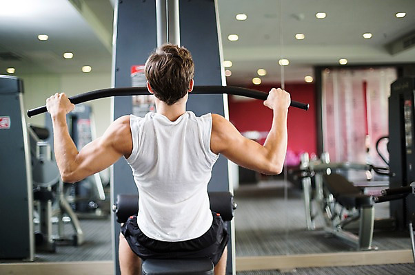 포토 JPG 서양인 외국인 라이프스타일 남자 맨라이프 모션 실내 2014년태국 한명 사람 앉기 상반신 성인 뒷모습 30대 운동 운동기구 헬스 헬스장 잡기 변화 당기기 목표 열정 성인남자한명만 장년만 장년남자만 장년남자한명만 국내포토 해외기획촬영 1 감정 뷰포인트 컨셉 건강 인종 내부 생활 장년 남자만 남자한명만 성인남자만 성인만 파일형식