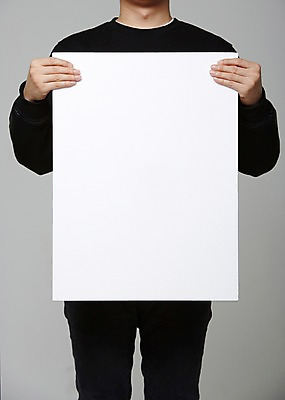 포토 JPG 스튜디오촬영 남자 포스터 종이 티셔츠 프레임 실내 한명 들기 사람 상반신 성인 알림 국내포토 1 셔츠 모션 내부 파일형식