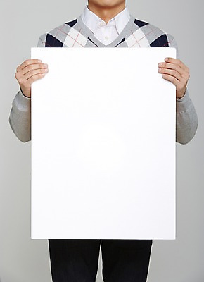 포토 JPG 스튜디오촬영 남자 포스터 종이 프레임 실내 한명 들기 사람 상반신 성인 스웨터 알림 국내포토 1 상의 모션 내부 파일형식