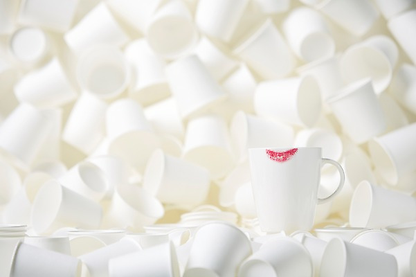 포토 JPG 스튜디오촬영 백그라운드 실내 사람없음 컵 환경 머그컵 종이컵 오브젝트 입술모양 국내포토 모양 식기 내부 일회용 파일형식