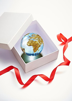 JPG 스튜디오촬영 편집 편집이미지 리본 지구 백그라운드 실내 선물 사람없음 선물상자 상자 3D 투명 구슬 편집3D 내부 디지털합성 파일형식