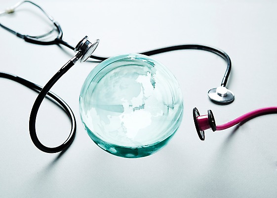 JPG 스튜디오촬영 편집 편집이미지 백그라운드 청진기 실내 사람없음 3D 환경 진료 투명 환경오염 오염 구슬 편집3D 컨셉 의학 의료기기 내부 디지털합성 파일형식