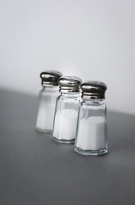 포토 JPG 스튜디오촬영 백그라운드 식재료 실내 사람없음 조미료 오브젝트 소금 소금통 국내포토 내부 향미료 파일형식