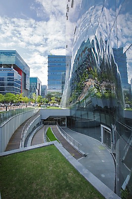 포토 JPG 주간 식물 구름 하늘 풍경 빌딩 잔디 사람없음 야외 건물 도시 국내포토 자연요소 건축물 파일형식