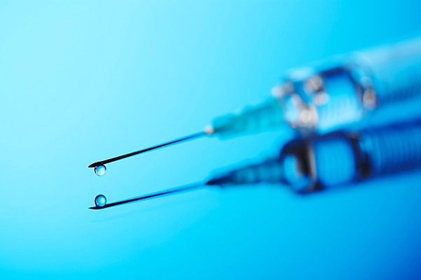 포토 JPG 스튜디오촬영 백그라운드 의학 주사기 사람없음 아웃포커스 치료 약 바늘 오브젝트 국내포토 의료기기 촬영기법 실내 도구 파일형식