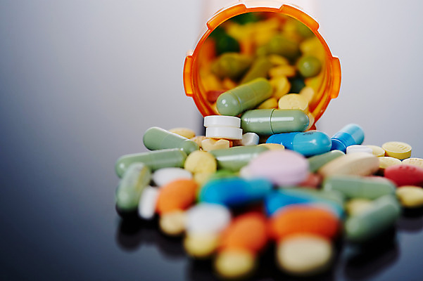 포토 JPG 스튜디오촬영 백그라운드 의학 통 사람없음 아웃포커스 치료 알약 약 오브젝트 국내포토 촬영기법 실내 파일형식