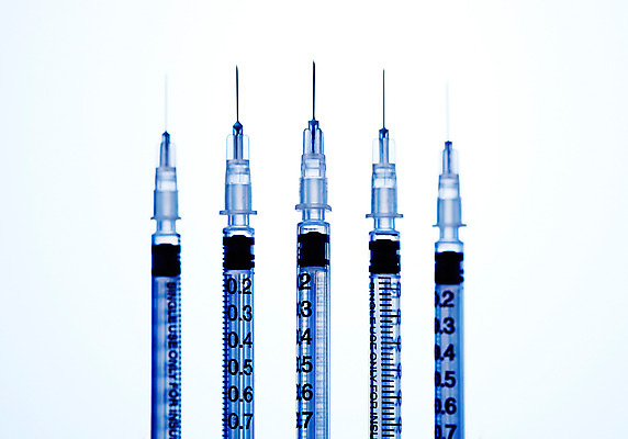 포토 JPG 스튜디오촬영 백그라운드 의학 주사기 사람없음 치료 약 오브젝트 국내포토 의료기기 실내 파일형식