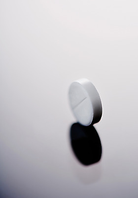 포토 JPG 스튜디오촬영 백그라운드 의학 사람없음 치료 알약 약 오브젝트 국내포토 실내 파일형식