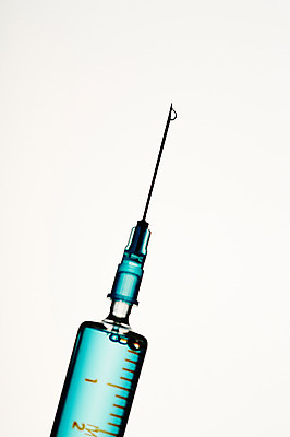 포토 JPG 스튜디오촬영 백그라운드 의학 주사기 근접촬영 사람없음 치료 약 오브젝트 국내포토 뷰포인트 의료기기 실내 파일형식