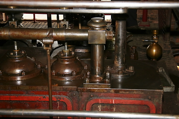 포토 JPG 해외이미지 산업 부분 사람없음 금속 힘 기계 블록 에너지 견과류 반지 수증기 큼 볼트 엔진 정비공 기어 펌프 모터 연소 파이프라인 회복 힘찬 해외202004 해외포토 컨셉 장신구 재질 공구 기술자 크기 파이프_관 파일형식 이미지허브