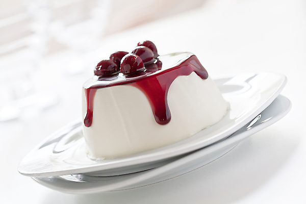 포토 JPG 해외이미지 식기 음식 과일 디저트 요리 사람없음 빨간색 컬러풀 노란색 검은색 체리 닫기 크림 바닐라 핸드메이드 해외202004 해외포토 컬러 모션 파일형식 이미지허브