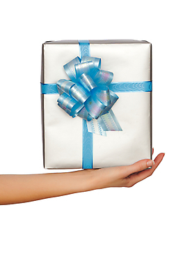 포토 JPG 해외이미지 1 손 여자 리본 종이 크리스마스 포장 부분 휴가 선물 사람 이벤트 사람없음 장식 빛 쇼핑 상자 노란색 희망 놀람 회색 축하 인사 잡기 생일 선택 배송 오브젝트 흔들림 활 준비 싱글 주기 개성 패키지 획득 소매 승인 제안 해외202004 해외포토 기념일 감정 컬러 컨셉 모션 표정 신체부위 예절 파일형식 이미지허브