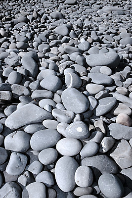 포토 JPG 해외이미지 모양 전통 선 백그라운드 패턴 자연 벽지 추상 건강 사람없음 야외 파란색 정원 스파 어둠 화목 회색 추위 조약돌 흰색 원형 거친 매끈함 시원함 묘사 질감 아일랜드 테라피 내추럴 고립 해외202004 해외포토 도형 유럽 컬러 컨셉 무늬 뷰티 돌_바위 감각 생태계 파일형식 이미지허브