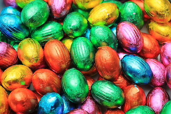 포토 JPG 해외이미지 음식 포장 근접촬영 사람없음 컬러풀 초콜릿 부활절계란 해외202004 해외포토 뷰포인트 컬러 디저트 부활절 계란 파일형식 이미지허브