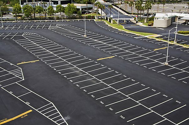 포토 JPG 해외이미지 공원 선 패턴 자동차 사람없음 우주 흰색 도시 주차 제비 자동 줄서기 해외202004 해외포토 공공시설 육상교통 컬러 무늬 모션 조류 파일형식 이미지허브