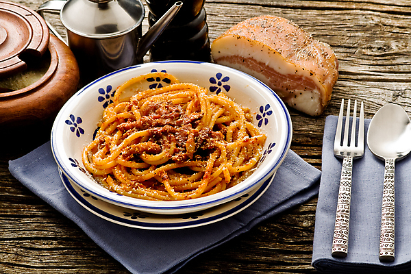 포토 JPG 해외이미지 토마토 재료 베개 파스타 스파게티 사람없음 목재 시골 햄 레시피 토마토소스 마카로니 해외202004 해외포토 나무 채소 침구 서양음식 육류 소스_음식 파스타면 파일형식 이미지허브