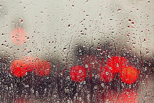 포토 JPG 해외이미지 도로 여행 창문 교통시설 자동차 유리 날씨 추상 거리 안전 사람없음 빨간색 물 빛 운전 젖음 흐름 액체 고속도로 닫기 떨어짐 소프트포커스 위험 잼 빗방울 출퇴근 바쁨 보케 폭풍 짐차 방법 해외202004 해외포토 자연요소 길 육상교통 컬러 교통 컨셉 무늬 비즈니스 모션 재질 촬영기법 비_날씨 소스_음식 시설 파일형식 이미지허브