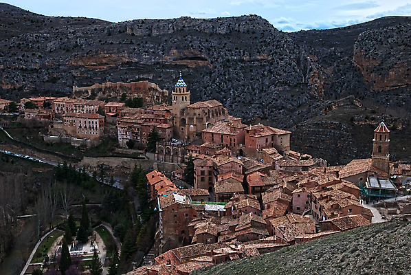 포토 JPG 해외이미지 산 사람없음 스페인 타운 아라곤 해외202004 해외포토 유럽 도시 파일형식 이미지허브