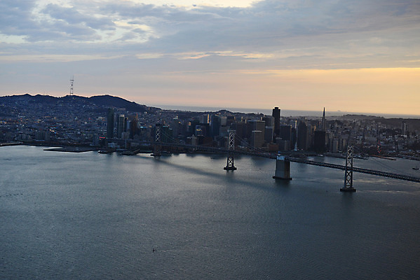 포토 JPG 해외이미지 바다 여행 건축양식 하늘 거리 안테나 파노라마 사람없음 야외 물 파란색 도시풍경 탑 미국 도시 만 도심 헬리콥터 캘리포니아 태평양 지역 스카이라인 해외202004 해외포토 자연요소 건축물 건축 컬러 북아메리카 통신 비행기 촬영기법 풍경 파일형식 이미지허브