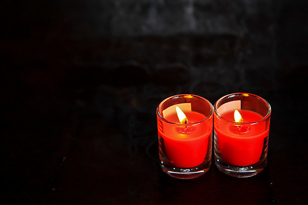 포토 JPG 해외이미지 종교 크리스마스 촛불 태국 불 휴가 주택 따뜻함 사람없음 빨간색 빛 파티 믿음 축제 어둠 희망 기도 축하 뜨거움 예수 생일 4 영혼 보호 야간 각도 신성 복음 신앙심 왁스 화상 해외202004 해외포토 자연요소 기념일 감정 아시아 컬러 컨셉 초 이벤트 건물 숫자 신_종교 상처 파일형식 이미지허브