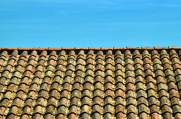 포토 JPG 해외이미지 유럽 건축양식 하늘 지붕 주택 사람없음 건물 프랑스 도시 도자기 타일 묘사 해외202004 해외포토 건축물 건축 나라 파일형식 이미지허브