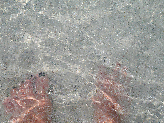 포토 JPG 해외이미지 주간 선 모래 파도 발 자연 휴가 사람없음 가로 물 파란색 평화 침묵 젖음 신선 피부 유기농 발가락 남쪽 터키석 파라다이스 해외202004 해외포토 자연요소 웰빙 바다 컬러 컨셉 신체부위 소리 보석 방향 생태계 파일형식 이미지허브