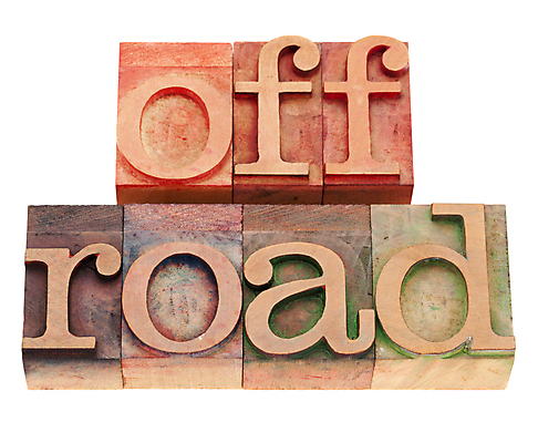 포토 JPG 해외이미지 도로 컨셉 텍스트 사람없음 목재 수확 지역 타입 그런지 오프로드 해외202004 해외포토 나무 길 농업 재료 교통시설 파일형식 이미지허브