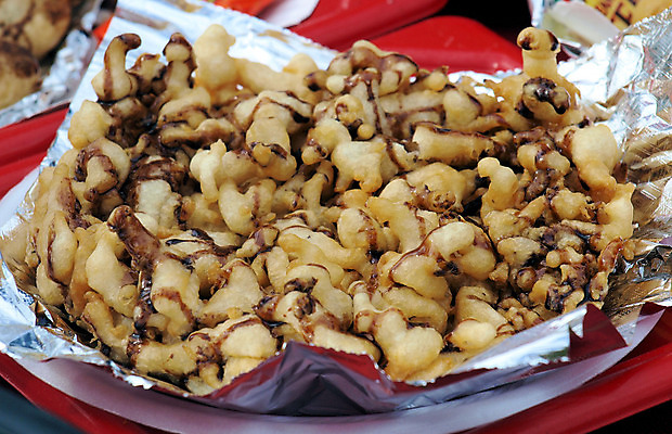 포토 JPG 해외이미지 음식 육류 요리 사람없음 식사 튀김 뜨거움 달콤 설탕 먹기 반죽 해외202004 해외포토 식재료 모션 맛 파일형식 이미지허브