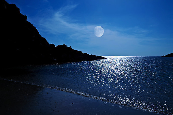 포토 JPG 해외이미지 구름 파도 바다 여행 백그라운드 자연 하늘 휴가 불꽃 풍경 사람없음 물 파란색 빛 세트 반사 우주 항구 어둠 침묵 달 만 야간 저녁 달빛 가득함 암초 수평선 해외202004 해외포토 자연요소 컬러 교통시설 불 소리 생태계 파일형식 이미지허브