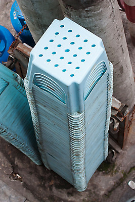 포토 JPG 해외이미지 디자인 산업 가구 컨셉 의자 휴식 새로움 앉기 사람없음 야외 파란색 사무실 쌓기 어둠 침묵 캠핑 장비 플라스틱 오브젝트 만들기 심플 베트남 안락의자 소매 제비 단절 많음 해외202004 해외포토 컬러 생활용품 비즈니스 모션 재질 조류 레저 동남아시아 소리 파일형식 이미지허브