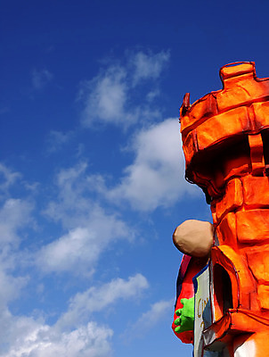 포토 JPG 해외이미지 전통 드레스 행복 유럽 문화 하늘 동화 휴가 거리 가면 미술 이벤트 사람없음 야외 컬러풀 파티 축제 희망 기쁨 꿈 축하 극장 지중해 잔치 드라마 공상 공평 가면무도회 몰타섬 특별함 해외202004 해외포토 옷 감정 나라 바다 컬러 섬 컨셉 문화예술 몰타 무도회 파일형식 이미지허브