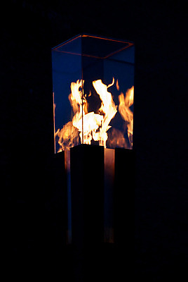 포토 JPG 해외이미지 불 불꽃 조명 사람없음 빛 램프 손전등 야간 매움 연소 화상 해외202004 해외포토 자연요소 맛 상처 파일형식 이미지허브