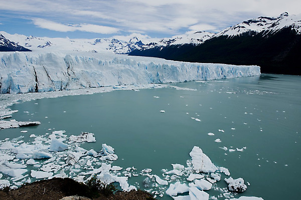 포토 JPG 해외이미지 호수 여행 자연 산 국립공원 풍경 사람없음 야외 파란색 냉동 얼음 세계문화유산 남아메리카 빙하 장면 빙산 지구온난화 아르헨티나 생태학 터키석 해외202004 해외포토 자연요소 공원 교육 컬러 아메리카 문화재 보석 생태계 기후변화 파일형식 이미지허브