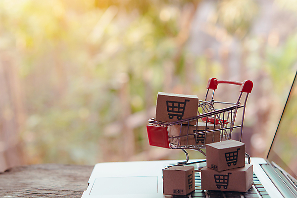 포토 JPG 해외이미지 산업 종이 컨셉 돈 인터넷 비즈니스 휴가 주택 사람없음 노트북 쇼핑 세일 상점 디지털 웹 카트 화물 시장 E 구매 상품 가격 사이버 상업 소매 온라인 물류 전자상거래 매각 목록 무료 공급 해외202004 해외포토 알파벳 건물 전자제품 운송업 재산 파일형식 이미지허브