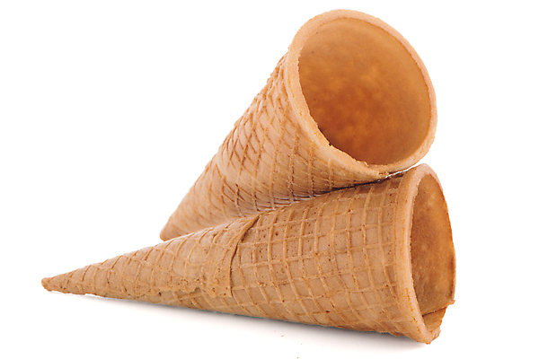 포토 JPG 해외이미지 디저트 실내 사람없음 흰배경 아이스크림콘 바삭바삭 해외202004 해외포토 음식 백그라운드 컨셉 내부 흰색 콘 파일형식 이미지허브