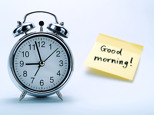 포토 JPG 해외이미지 시계 스티커 아침 사람없음 노란색 쪽지 자명종 종 반지 시간 잠 메시지 알림 손목시계 공포 공지사항 게으름 마감 카운트다운 해외202004 해외포토 주간 컬러 컨셉 장신구 알람 파일형식 이미지허브