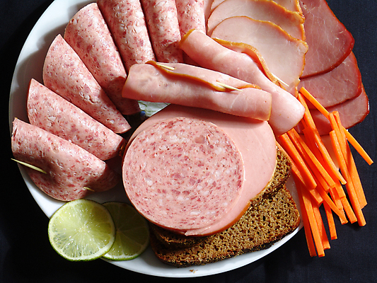 포토 JPG 해외이미지 채소 사람없음 와인 소시지 컨테이너 살라미 정물화 해외202004 해외포토 산업 주류 가공식품 그림 파일형식 이미지허브