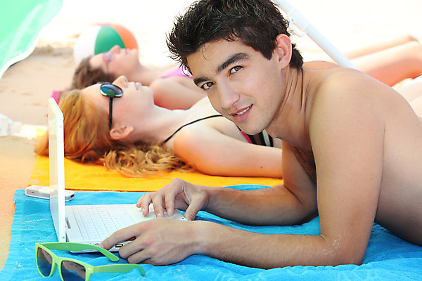 포토 JPG 해외이미지 수영복 모래 반바지 공 학교 휴가 갈색머리 풍경 소년 세명 여름 청춘 비키니 수건 선글라스 태양 보라색 우정 그룹 보호 검은머리 양산 생강 해외202004 해외포토 자연요소 헤어스타일 옷 계절 교육 남자 안경 어린이 컬러 컨셉 채소 바지 사람 친구 위생용품 파일형식 이미지허브