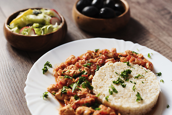 포토 JPG 해외이미지 전통 접시 아시아 문화 백그라운드 다이어트 채소 태국 탁자 밥 양파 오이 건강 마늘 육류 요리 동양인 사람없음 목재 초록색 식당 식사 저녁식사 치킨 중국 샐러드 튀김 흰색 정상 상추 인도인 먹기 매움 빙산 카레 점심식사 시저샐러드 해외202004 해외포토 외국인 나무 식기 나라 음식 컬러 가구 식재료 재료 모션 인종 상점 맛 닭고기요리 파일형식 이미지허브