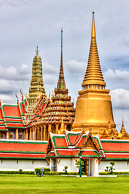 포토 JPG 해외이미지 주간 구름 캐릭터 밭 불교 태국 하늘 휴가 미술 사람없음 파란색 빛 컬러풀 햇빛 태양 조각상 맑음 활발 궁전 흰색 사찰 황금 그늘 만족 수도원 강렬 몬스터 해외202004 해외포토 자연요소 감정 아시아 종교 컬러 컨셉 고건축 농업 종교건축 날씨 문화예술 조형물 파일형식 이미지허브