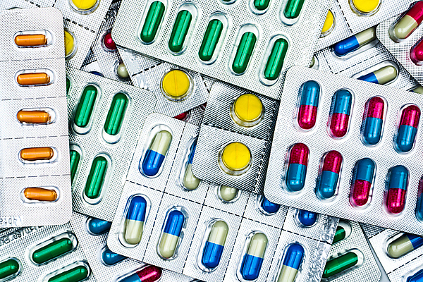 포토 JPG 해외이미지 백그라운드 컨셉 포장 건강 병원 사람없음 치료 컬러풀 글로벌 알약 약 쌓기 건강관리 추위 그룹 질병 허브 감염 처방 팩 흙더미 조제 반항 돌봄 진통제 항생제 많음 해외202004 해외포토 식물 컬러 의학 모션 관리 흙 화장품 만들기 파일형식 더미 이미지허브