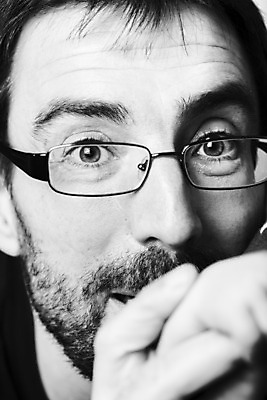 포토 JPG 해외이미지 백인 남자 행복 어린이 2 가족 포옹 휴식 키스 주택 함께함 피곤 3 사랑 한명 미소 사람 앉기 가로 30대 소파 아기 신생아 잡기 잠 4 아빠 달콤 결합 어깨 5 월 돌봄 옛날 해외202004 해외포토 서양인 1 감정 컨셉 의자 관계 안기 모션 표정 건물 신체부위 장년 숫자 날짜 맛 애정표현 파일형식 이미지허브