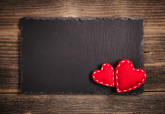 포토 JPG 해외이미지 프레임 발렌타인데이 사람없음 하이앵글 하트 오브젝트 카피스페이스 나무배경 해외포토 모양 뷰포인트 백그라운드 데이이벤트 공백 파일형식 이미지허브